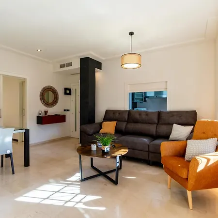 Cn2 2bd 2bth Con Piscina Y Aparcamiento Excelente Ubicacion Apartment